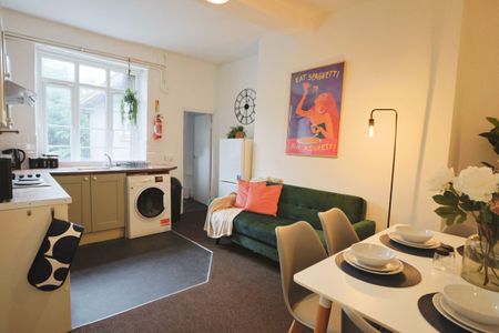 2 Bedroom Home – Medium Let - Photo 2