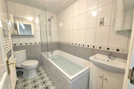 Copenhagen Way, NORWICH - Photo 5