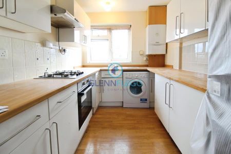 2 bedroom flat to rent - Photo 3
