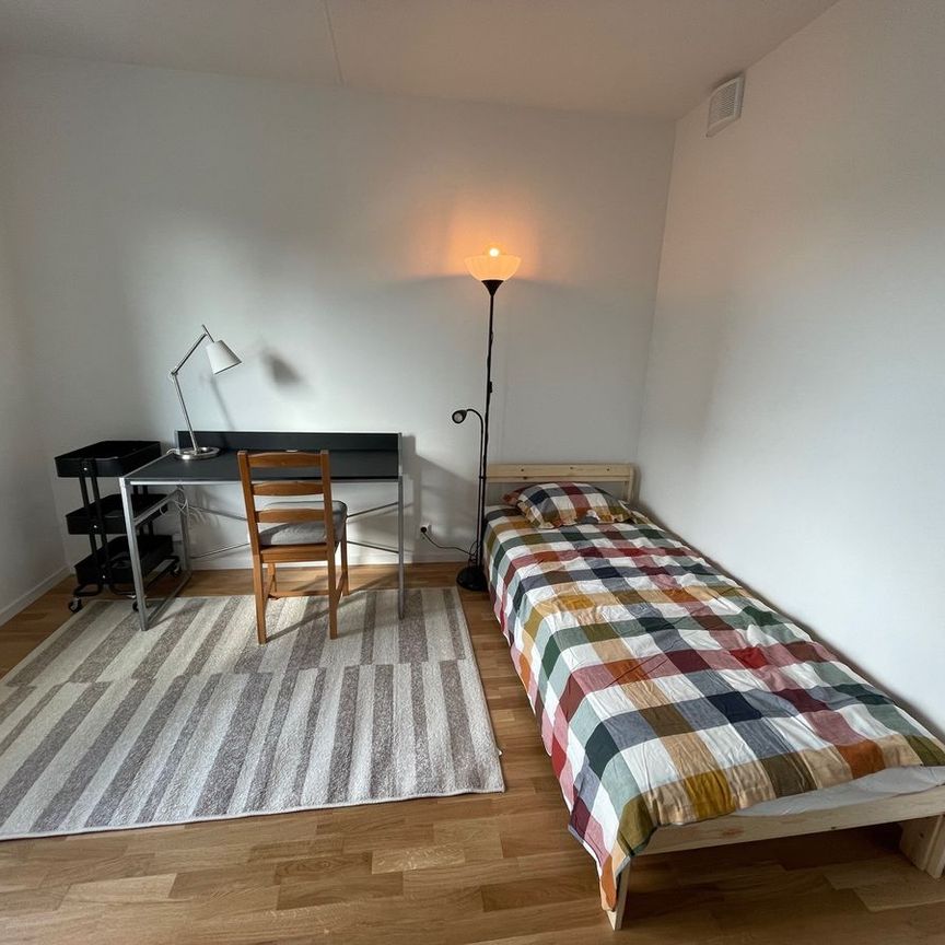 Lindholmsallén, Göteborg - Photo 1