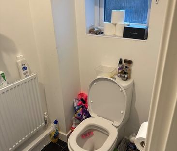 Room in a Shared Flat, Owens Road, CV6 - Photo 4