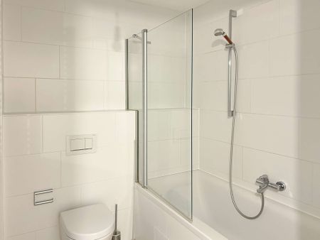 Leben in der Altstadt - Moderne 3 Zimmerwohnung mit Loggia - Photo 5