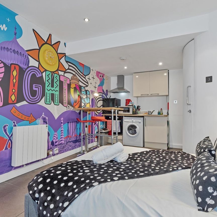 Studio Flat, Gloucester Street, BN1 - Photo 1