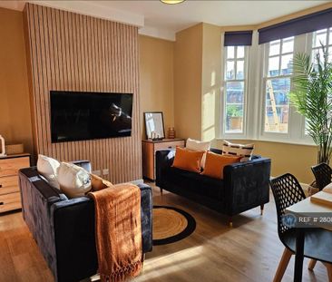 1 bedroom in a house share to rent - Photo 6