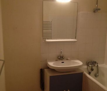 Location Appartement 2 pièces 53m² - Photo 4