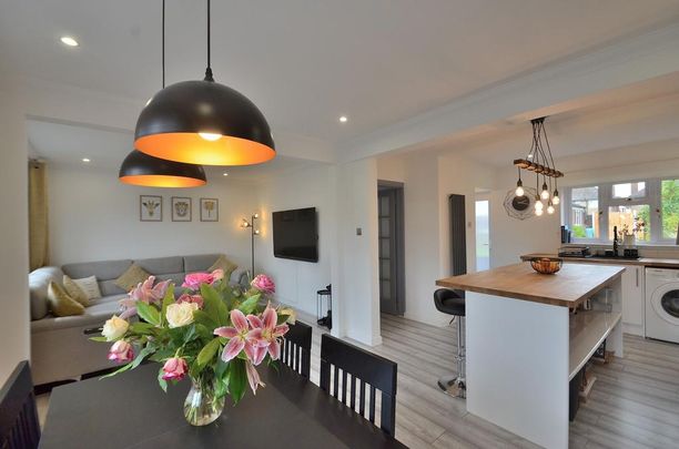 3 bedroom semi-detached house to rent - Photo 1