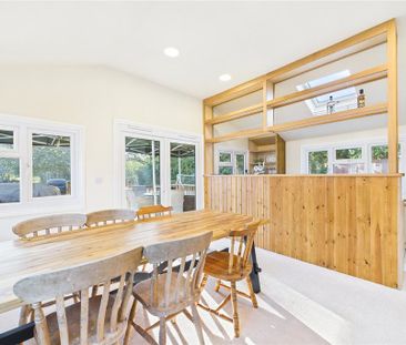 6 bedroom bungalow to rent - Photo 6