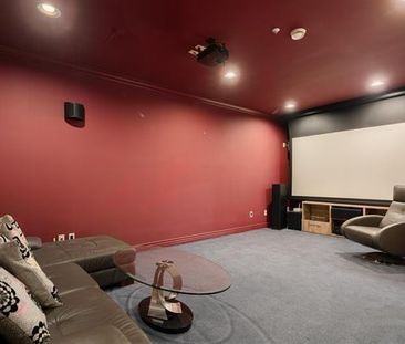 2711 Chelsea Court apartment — Vancouver, BC (5-Bedroom) - 5 Bedroom - Photo 5