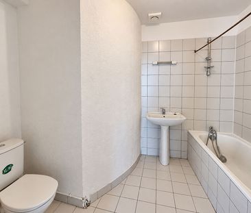 Location Appartement 1 pièce 27m² - Photo 3