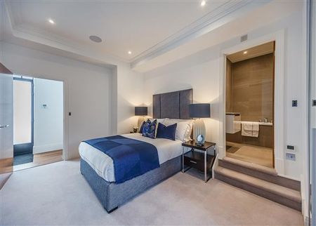 3 bedroom penthouse to rent - Photo 4