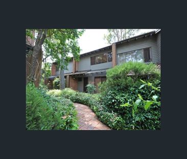 Two Bedrooms Townhouse With Floorboard - Photo 1