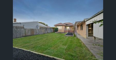 Discover Your Family Home in Box Hill High School Zone! - Photo 2