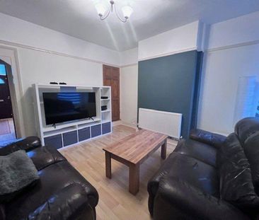 2 bedroom semi-detached house to rent - Photo 1