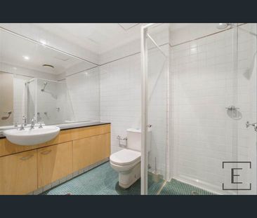 1 Bedroom Residence - Photo 4