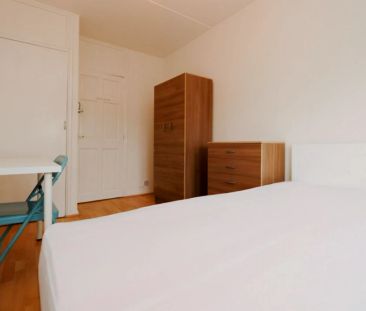 3 Bedroom 1 Bathroom - double bedroom - Photo 2