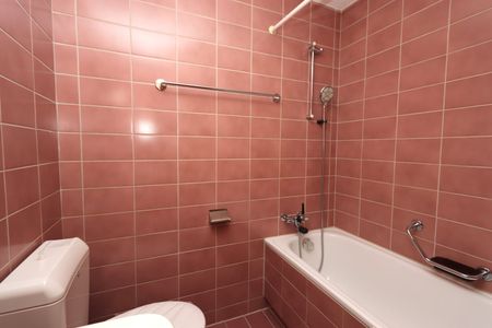 2.5 Zimmer, 65 m², 2. Stock - Photo 4