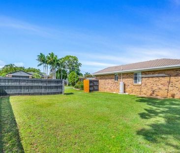 Fully Renovated Family Home on a Prime Corner Block - Photo 6