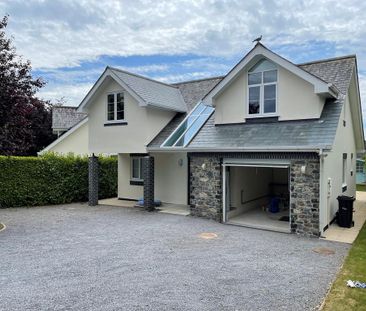 4 bedroom detached house to rent - Photo 3