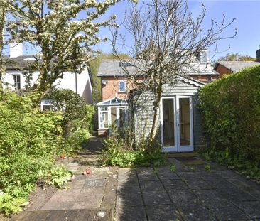 Greenhill Close, Colehill, Wimborne, Dorset, BH21 - Photo 4