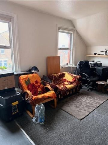 1 bedroom flat to rent - Photo 2