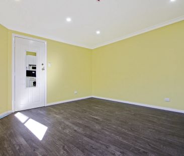 MODERN STUDIO! - Photo 3