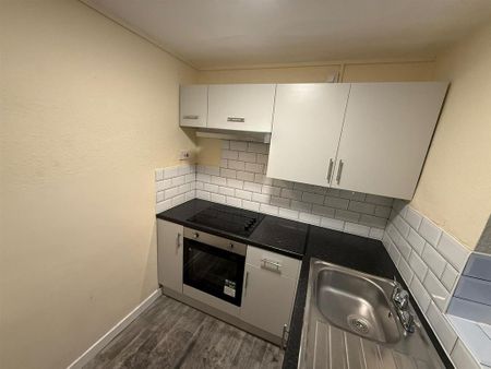 Studio to rent - Photo 4