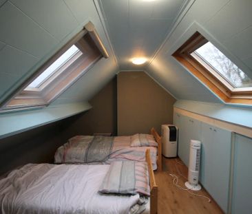 Gerenoveerde gezinswoning met 3 slaapkamers, terras en tuin op een ... - Photo 5