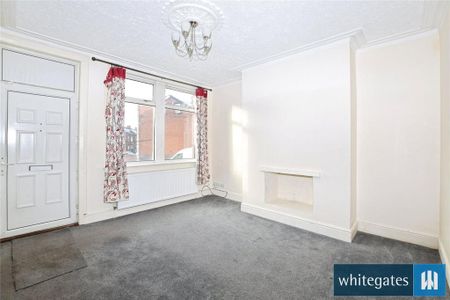 2 bedroom terraced house to rent - Photo 2