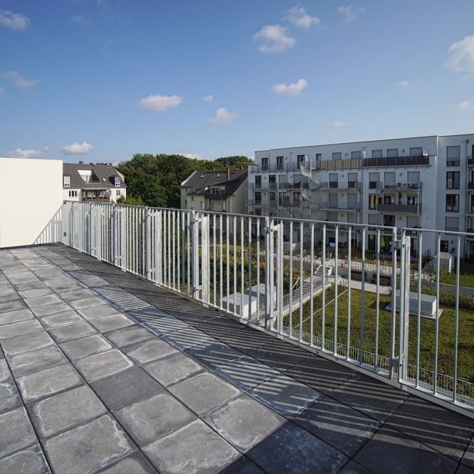 !! WOW-Traumwohnung mit großer Dachterrasse 26,50m², großem Wohn-Koch-Essbereich und Tiefgarage !! - Foto 1