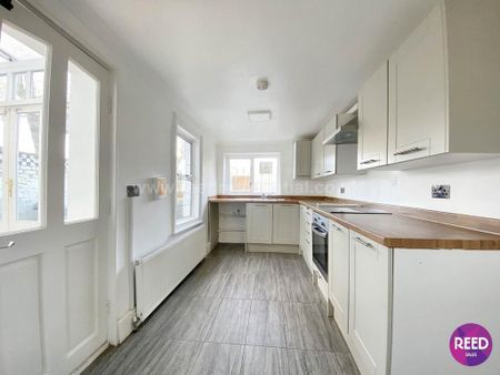 3 bedroom house to rent - Photo 3