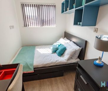 1 bedroom in a house share to rent - Photo 6