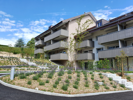 A LOUER ! Bel appartement de 3.5 pièces dans un quartier calme - Photo 2