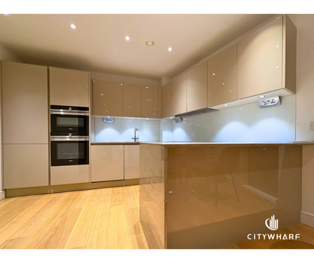 Flat , Lockside House, Thurstan Street, London - Photo 3