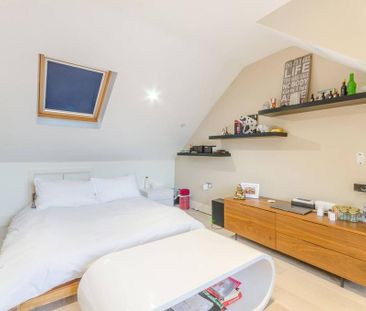 5 bedroom semi-detached house to rent - Photo 4