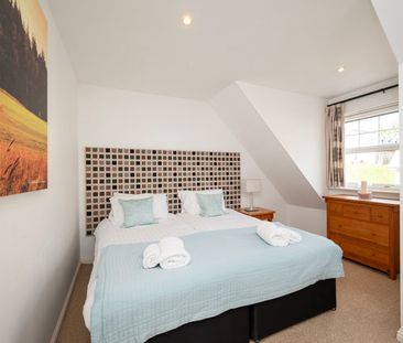 3 Queens Court, AB31 4GD, Banchory - Photo 1