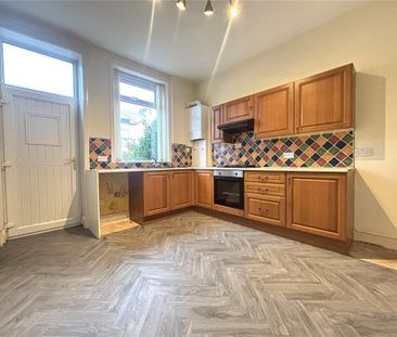 2 bedroom terraced house to rent - Photo 4
