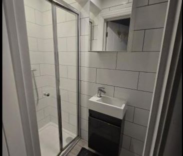 Room in a Shared House, Walrond Avenue, HA9 - Photo 3