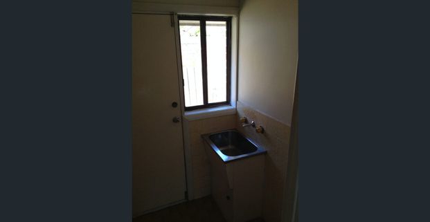 CENTRAL OAKLEIGH LIVING – LOW MAINTENANCE VILLA - Photo 1