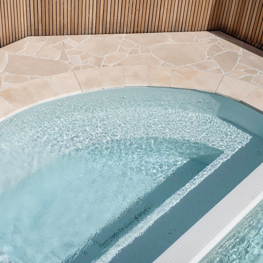 61 Peronne Avenue, Clontarf NSW 2093 - House For Rent | Domain - Photo 1