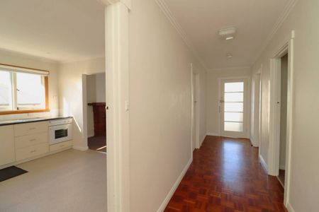 Ideal location - Photo 4