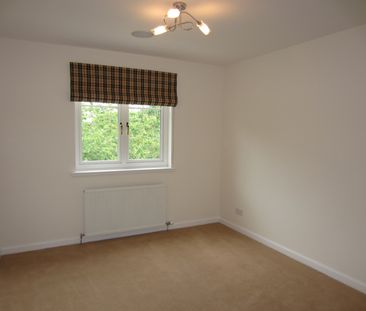 5 bedroom detached house to rent - Photo 6