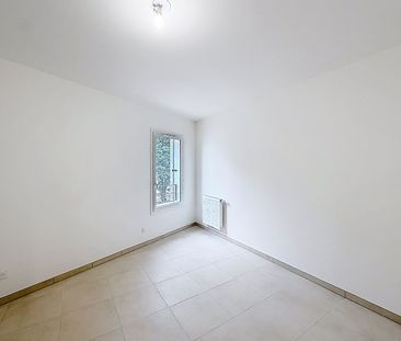 Location Appartement 2 pièces 46m² AVIGNON 84000 - Photo 3