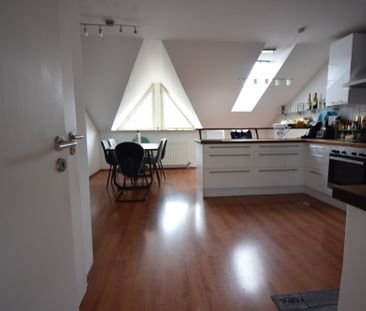 Besondere, großzügige Wohnung in prima Innenstadtlage - Foto 1