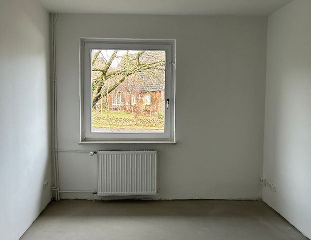 Modernisierte 2-Zimmer-Wohnung mit Blick ins Grüne - 22946 Trittau - Foto 1