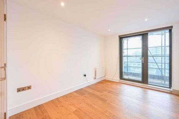 Parkview Apartments, Poplar, E14 - Photo 1