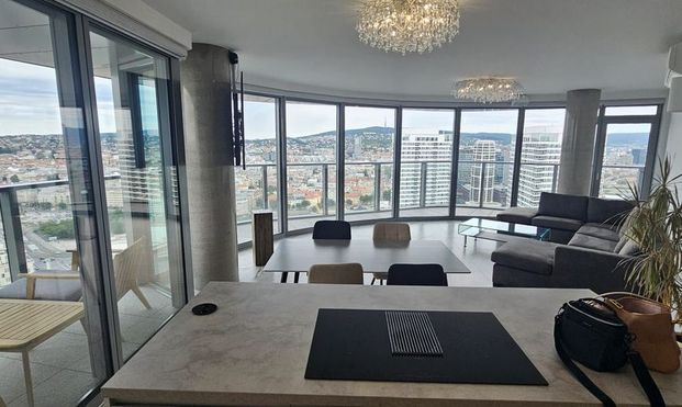 BA I. Staré mesto - Luxusný 3 izbový byt s nádherným výhľadom - EUROVEA TOWER - Fotografia 1