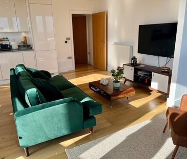 Room in a Shared Flat, High Street, E15 - Photo 2