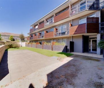 Standard Studio - Photo 6