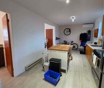 3 1/2 À LOUER BASSE-VILLE - Photo 1