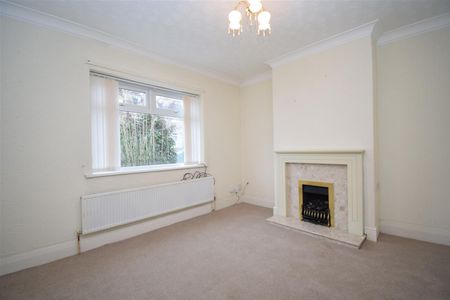 The Avenue, Wakefield - Photo 3